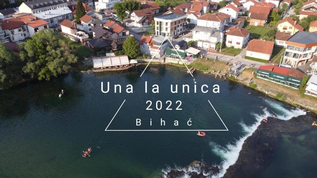 La Unica *